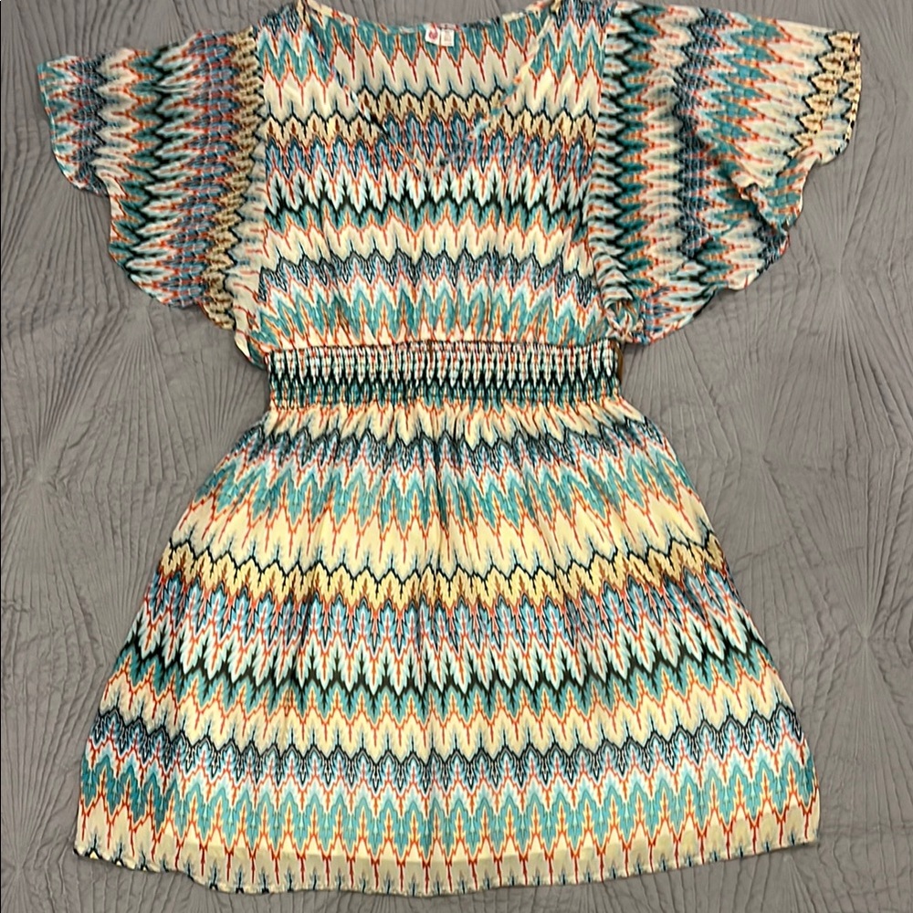 AUW Women’s Colorful Zigzag Patterned Dress With Flutter Sleeves size XL
